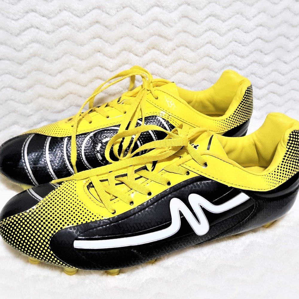 MITRE Men's Soccer Shoes-SZ 8
